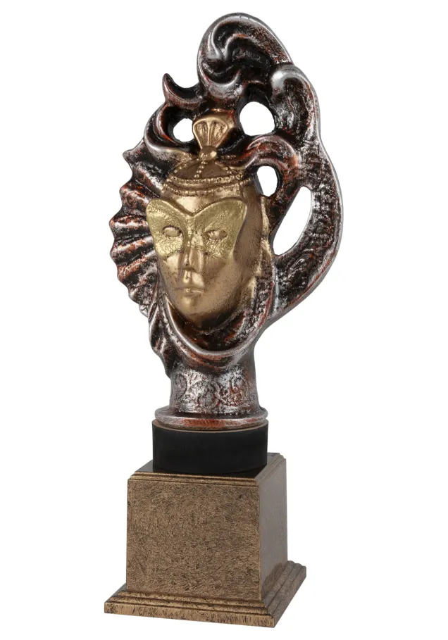 Pokal mit Karnevalscharakter