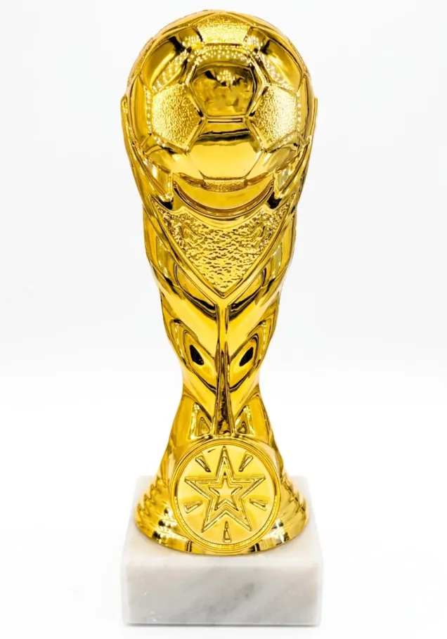 Fußballpokal-Trophäe aus goldenem Harz