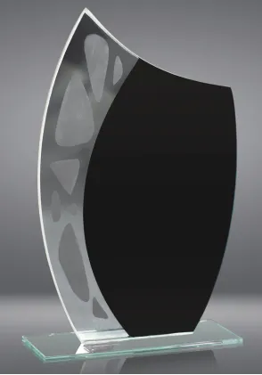 Kristalltrophäe mit schwarzem Teil