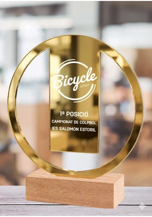 Personalisierte goldene Hoop-Trophäe