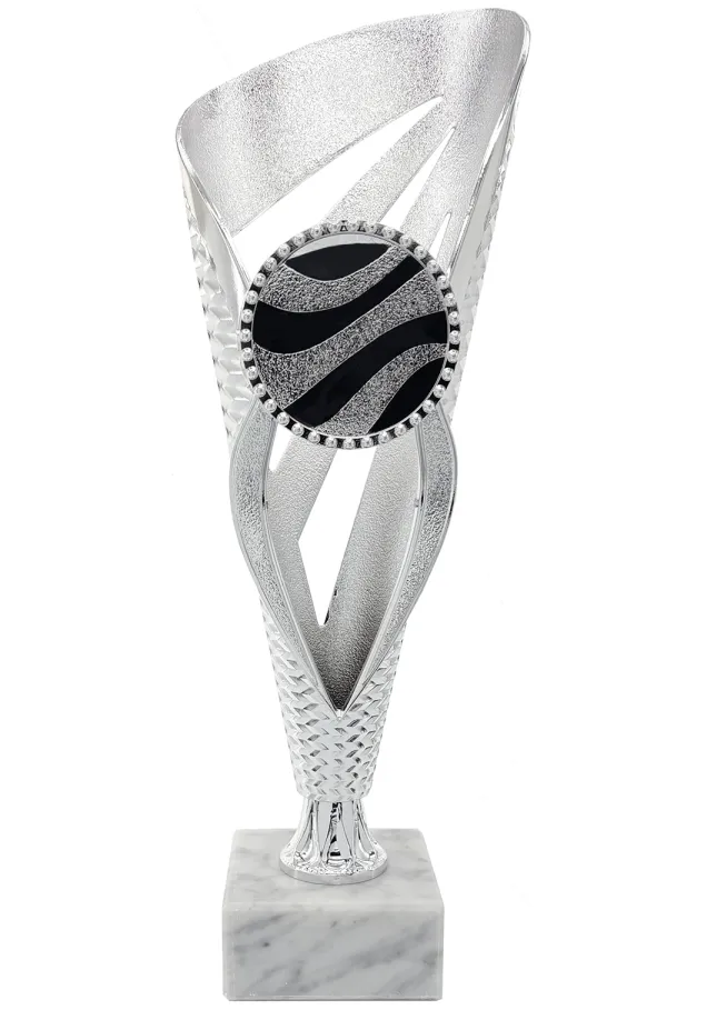 Großer silberner Pokal