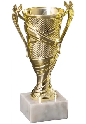 Goldener Pokal mit Henkeln für Turniere