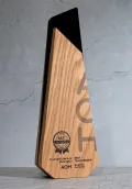 Trofeos obelisco de madera Thumb