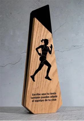 Leichtathletiktrophäe aus Holz für Frauen