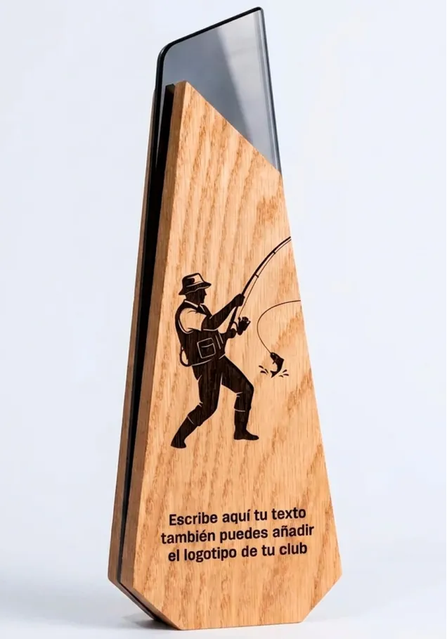Angeltrophäe aus Holz