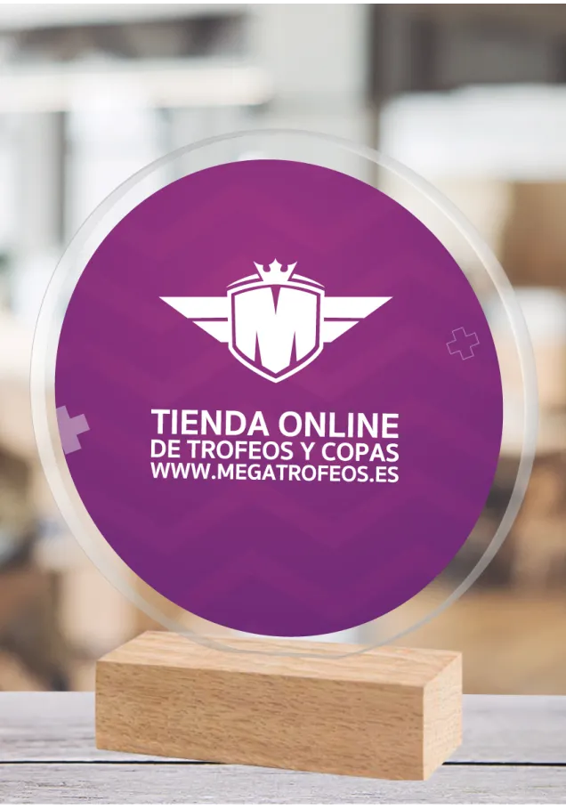 Trophäe geschnitten in Methacrylatblasen